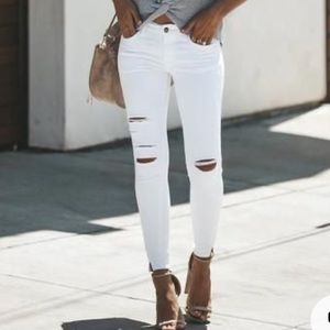 NWOT White distressed denim (size 24)